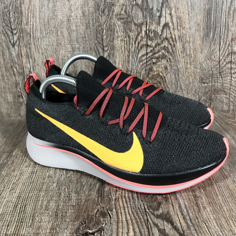 NEW Nike Zoom Fly Flyknit 'Black Flash Crimson'